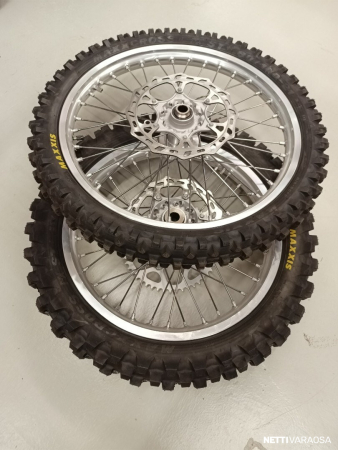 GASGAS KTM Uusi alkup vannesetti 21 ja 19 NVO3220562