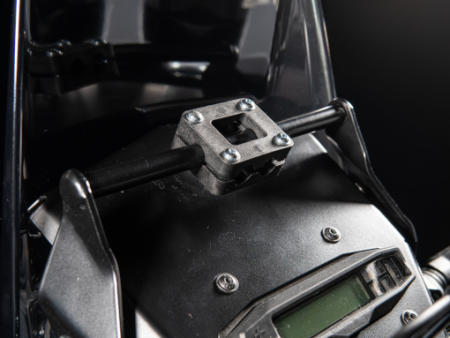 Rade Garage navigaattori kiinnike  GARCB890